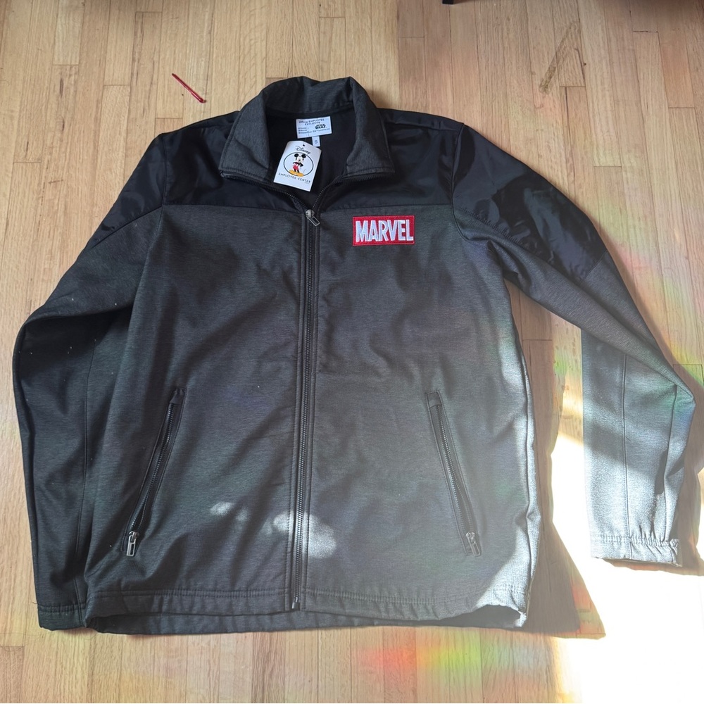Disney Employee Center Exclusive Marvel patch men’s jacket small